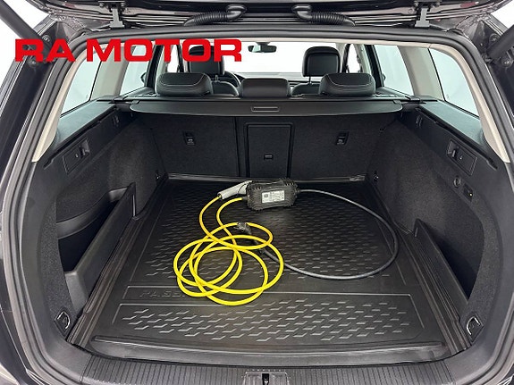 Volkswagen Passat 26 of 27