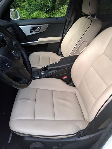 Mercedes-Benz GLK320 11 of 14