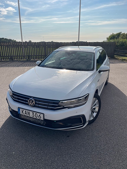 Volkswagen Passat 3 of 5