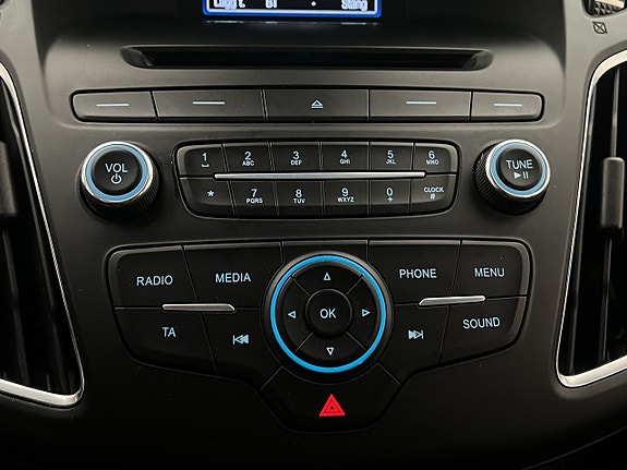 Ford Focus 22 of 29