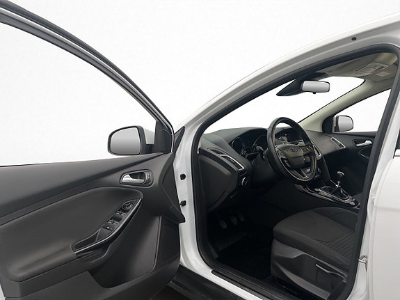 Ford Focus 11 of 29