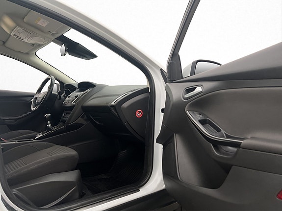 Ford Focus 16 of 29