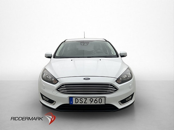 Ford Focus 2 of 29