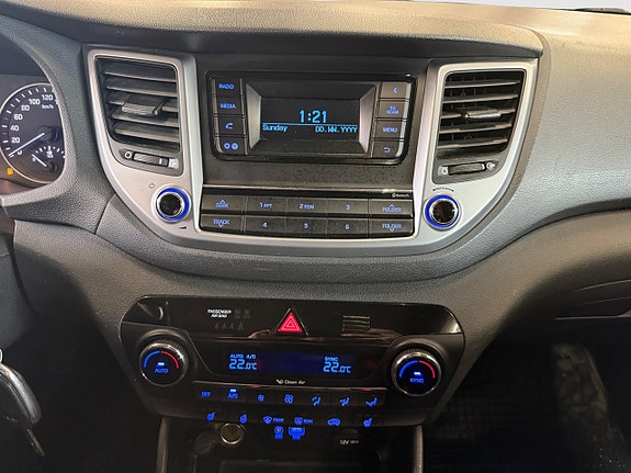 Hyundai Tucson 17 of 21