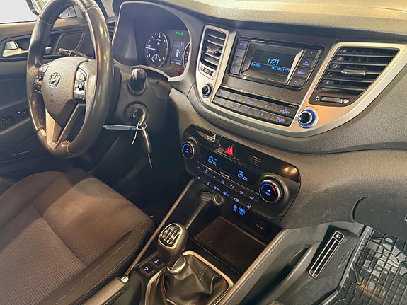 Hyundai Tucson 21 of 21