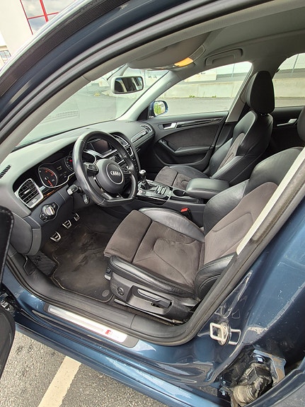 Audi A4 4 of 5