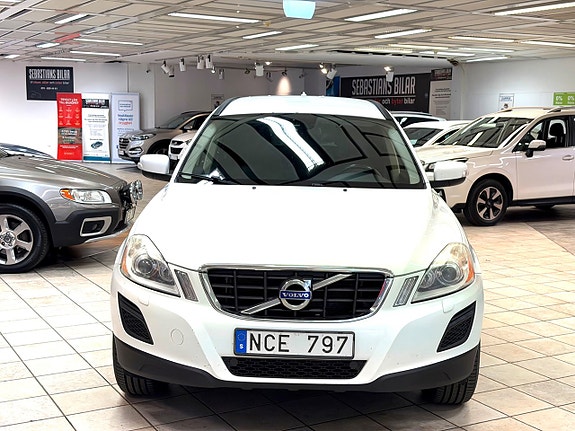 Volvo XC60 7 of 13