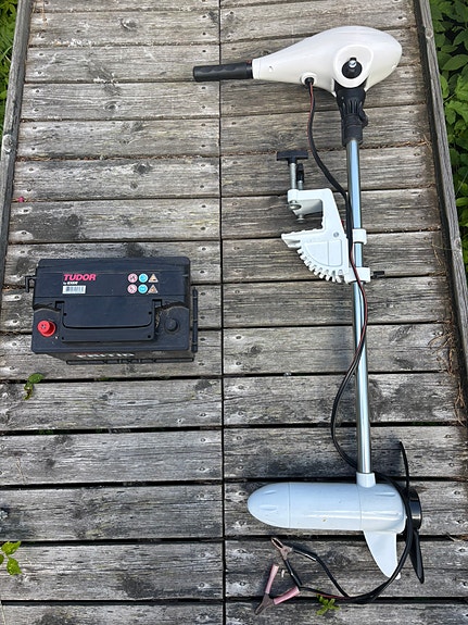 Komplett Pioner-båtpaket – båt + elmotor + åror + batteri 2 of 5