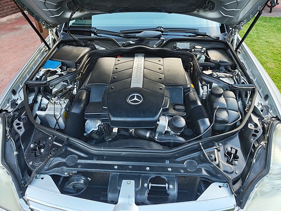 Mercedes-Benz CLS500 7 of 10