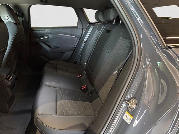 Audi A6 e-tron 11 of 14