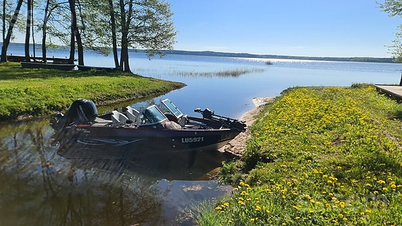 Finval 505 / Mercury 100hk / Livescope LVS34 / Garmin Force / LiFePO4 / Respo 8 of 8