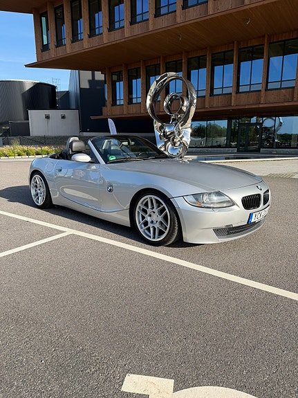 BMW Z4 4 of 9