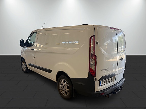 Ford Transit Custom 8 of 17