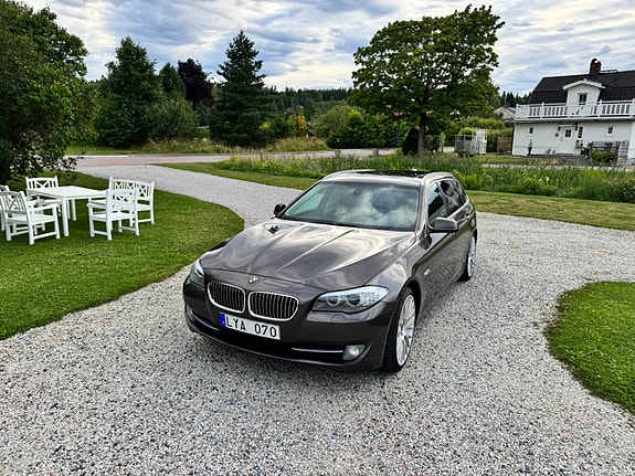 BMW 535d 2 of 5
