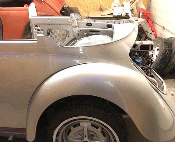 Volkswagen 1303 18 of 25