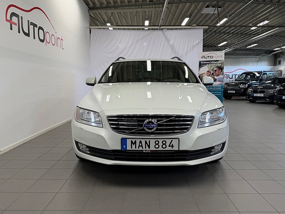 Volvo V70 2 of 5