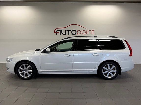 Volvo V70 3 of 5