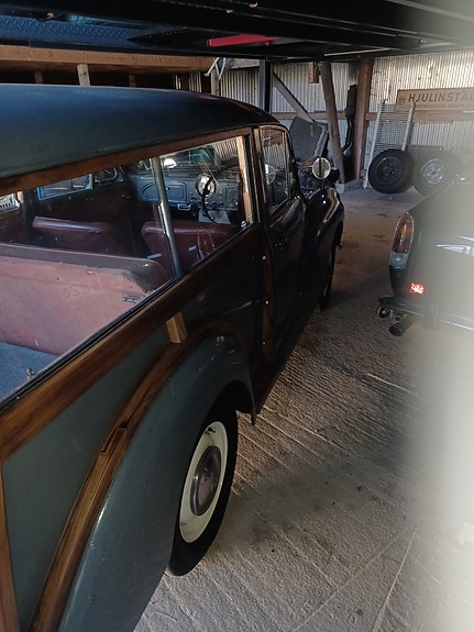 Morris Traveller 5 of 5