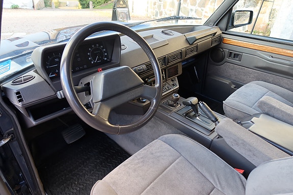 Land Rover Range Rover 6 of 16