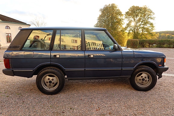 Land Rover Range Rover 3 of 5