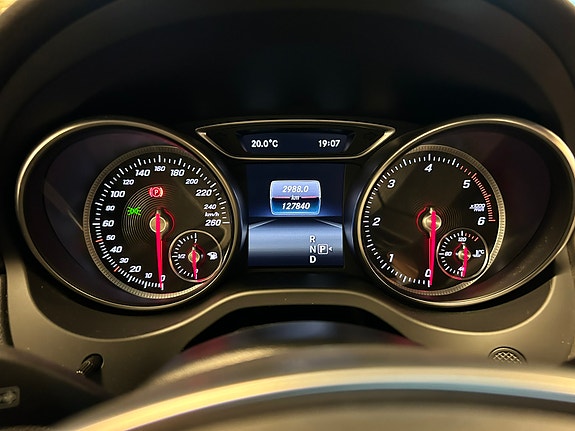Mercedes-Benz CLA220 d 6 of 11