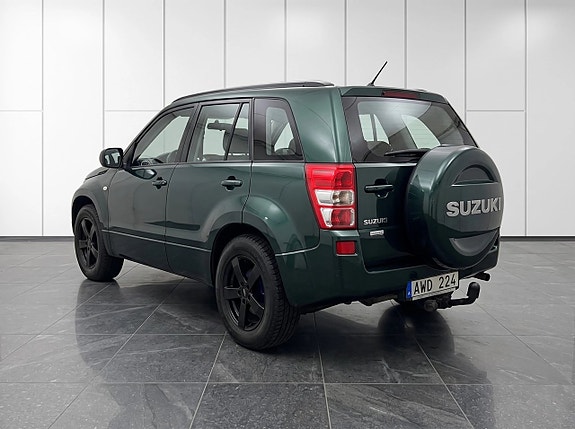 Suzuki Grand Vitara 4 of 12