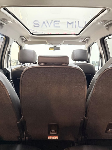 Ford S-MAX 5 of 5