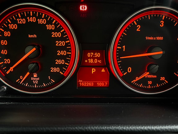 BMW 325d 9 of 13