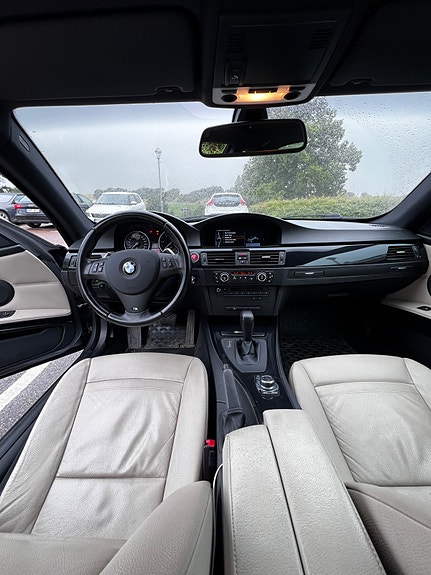 BMW 325d 11 of 13