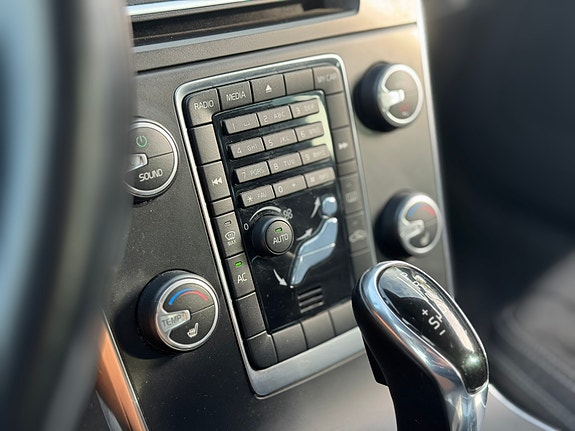 Volvo V60 19 of 25