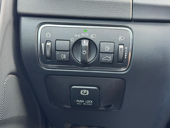 Volvo V60 24 of 25