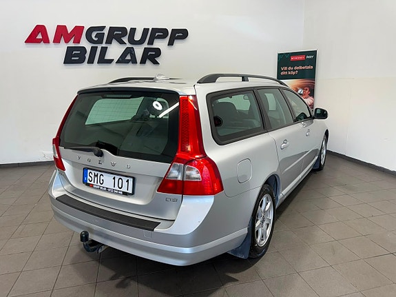 Volvo V70 5 of 16