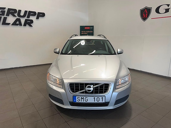 Volvo V70 7 of 16