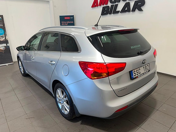 Kia Ceed 10 of 17