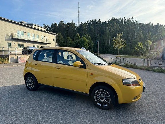 Chevrolet Kalos 3 of 5