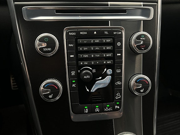 Volvo XC60 20 of 30