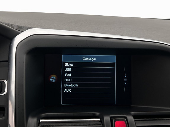 Volvo XC60 19 of 30