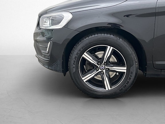 Volvo XC60 26 of 30