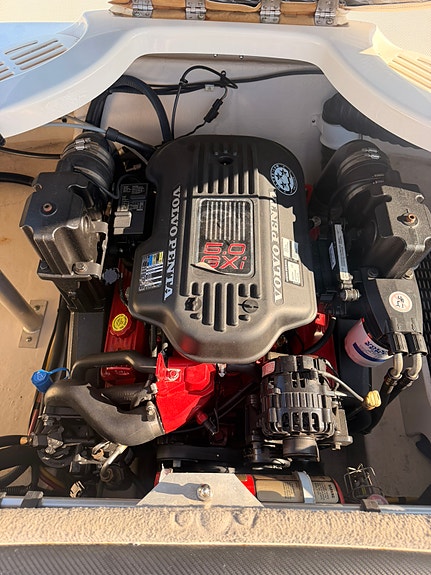 Monterey 214FCS 2008 - V8 9 of 13