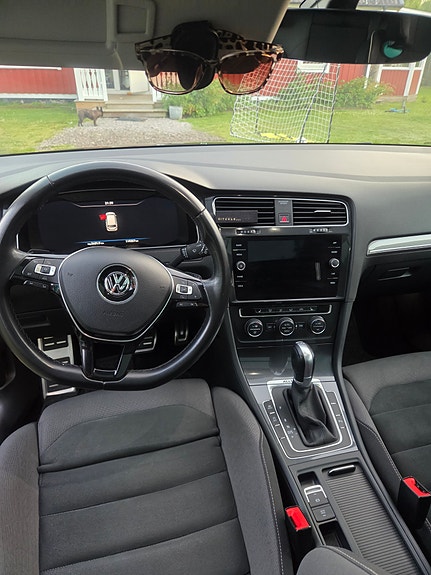 Volkswagen Golf Alltrack 4 of 4