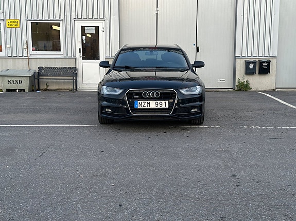 Audi A4 5 of 13