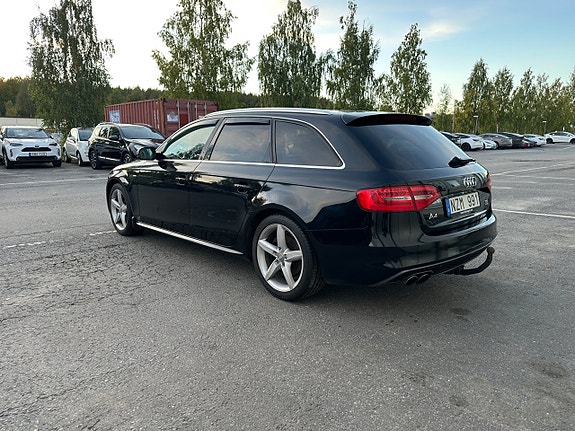 Audi A4 4 of 13