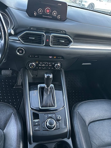Mazda CX-5 11 of 17