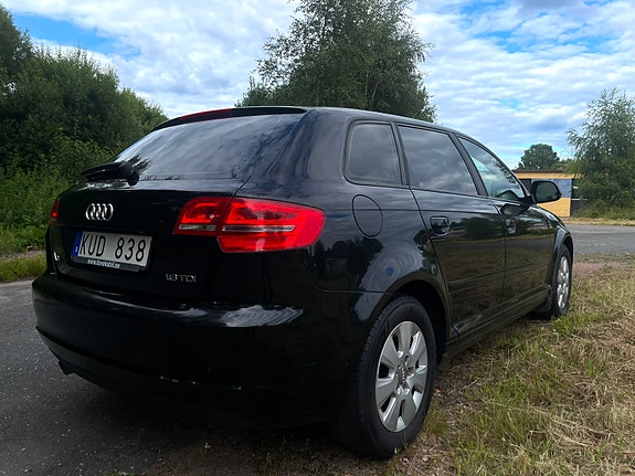 Audi A3 4 of 5