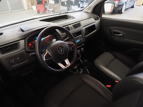 Renault Kangoo Express 12 of 19
