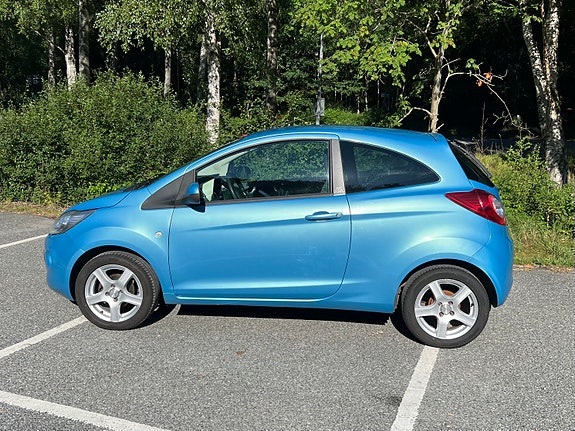 Ford Ka 2 of 5
