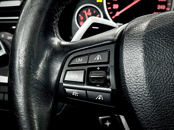 BMW 550i 9 of 14