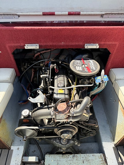 Sea ray 200 CC 5 of 5