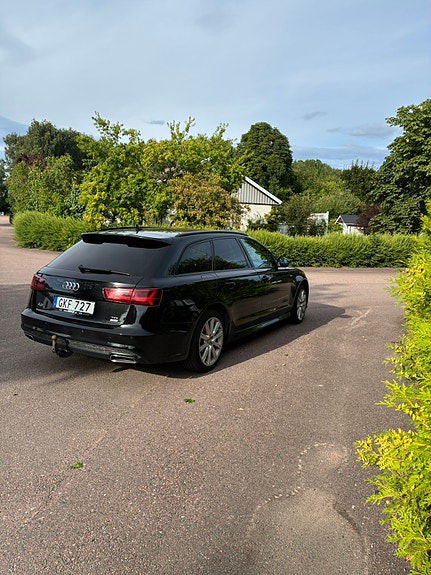 Audi A6 2 of 5