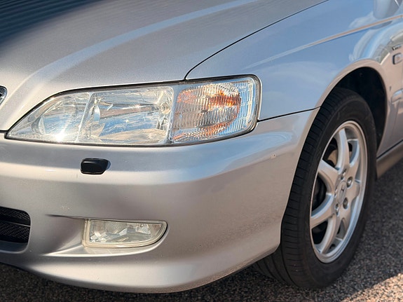Honda Accord 5 of 5